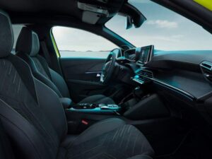 peugeot-208-intern-2