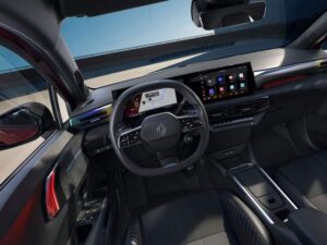 renault-clio-intern-1